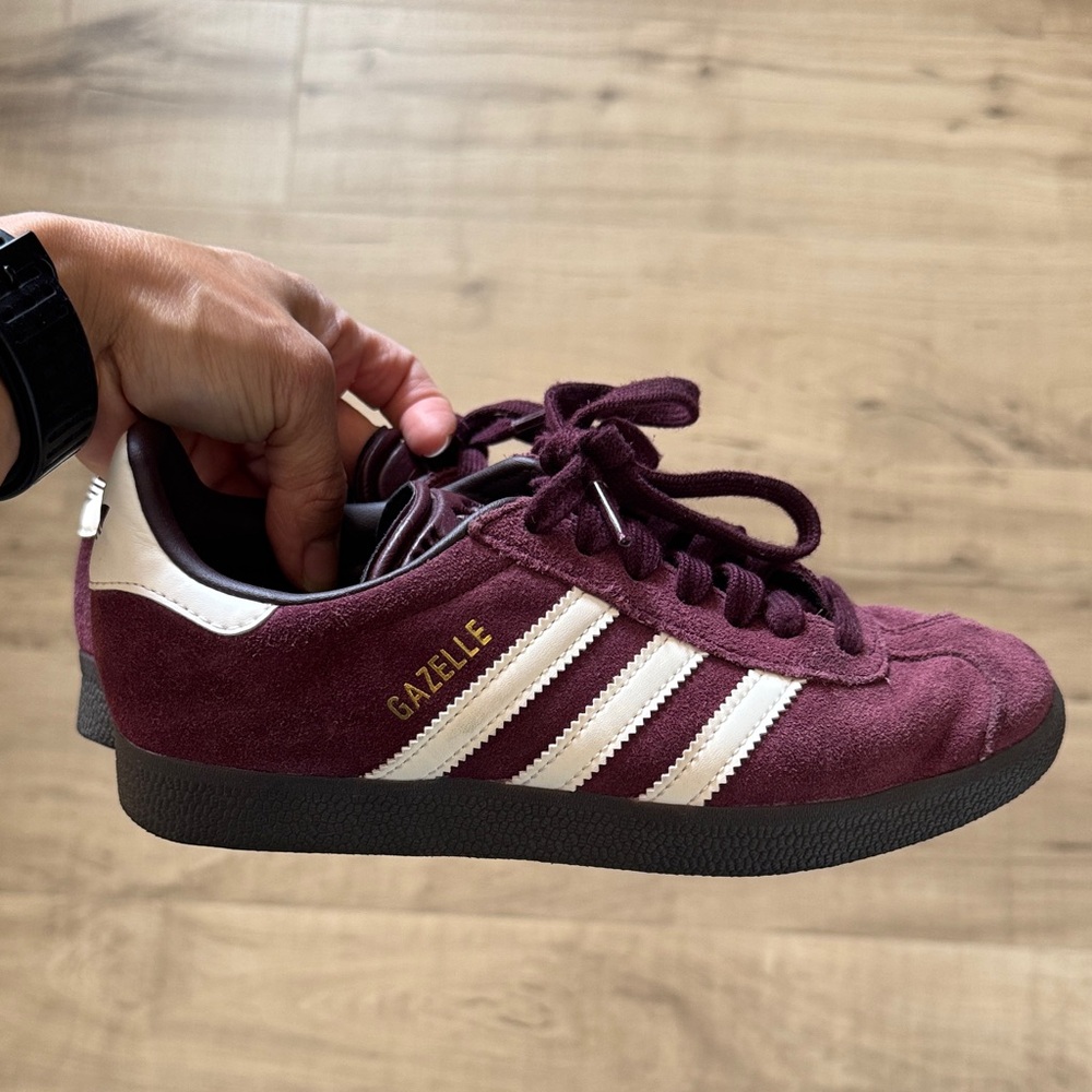 CLEAN Adidas Gazelle Maroon and White Sneakers, Gum Soles (5.5 Women’s)